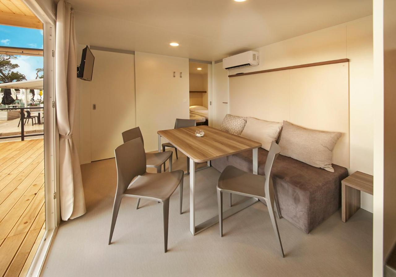 Premium Mobile Homes - Hotel & Resort Adria Ankaran Eksteriør billede
